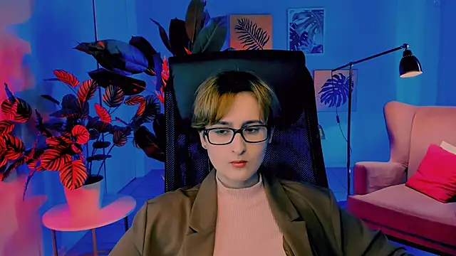 LixeLuna online show from April 2026 06:16:02 AM