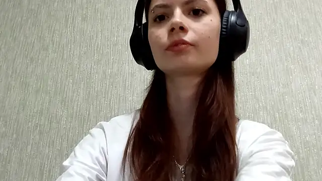 Snapshot of DanutaDederich chatting on March 2026 03:40:01 PM DanutaDederich online show from March 2026 03:40:01 PM