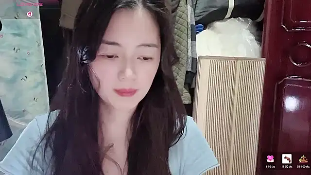 Snapshot of jinxiyao01 chatting on August 2026 02:52:01 PM jinxiyao01 online show from August 2026 02:52:01 PM
