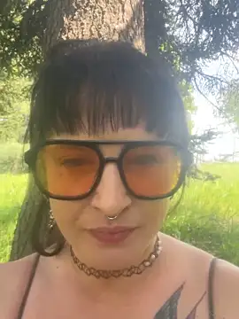 Xlilli69X online show from April 2026 01:58:02 PM