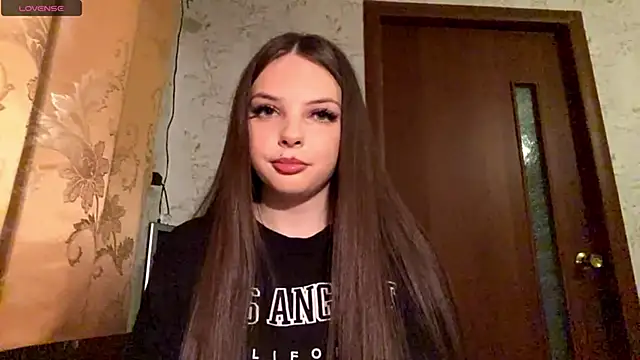 MiaClarka online show from March 2026 05:41:02 PM