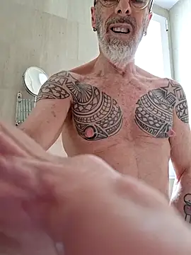 XXX666HEIL online show from May 2026 10:21:01 AM