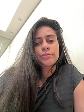 Snapshot of Geovana_blan chatting on March 2026 08:15:02 PM Geovana blan online show from March 2026 08:15:02 PM