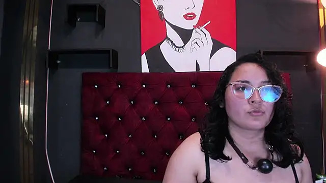 Snapshot of Sarah__Moonx chatting on June 2026 07:16:01 PM Sarah Moonx online show from June 2026 07:16:01 PM