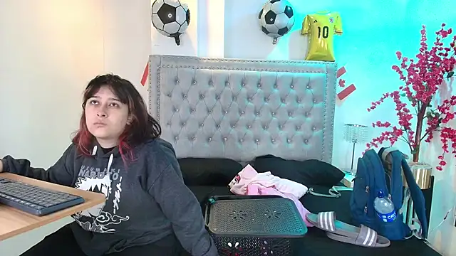 TarlyWho online show from July 2026 11:24:02 AM