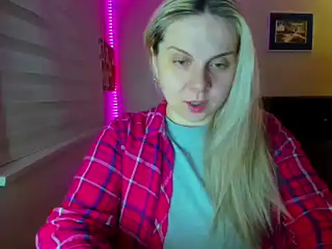 callme iva online show from April 2026 11:33:01 AM