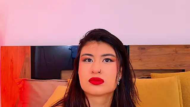 DaphneWayne online show from May 2026 07:19:02 PM