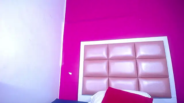 secrett whore18 online show from March 2026 06:36:01 PM