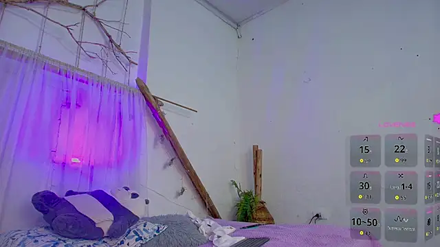 marianafoxx  online show from March 2026 01:37:01 PM