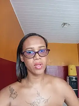 Snapshot of Sraveneno chatting on July 2026 11:47:01 AM Sraveneno online show from July 2026 11:47:01 AM