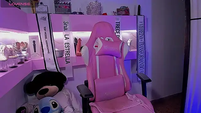 CherrySeraphine1 online show from April 2026 06:30:01 AM