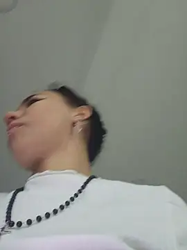 Isabella Stark online show from April 2026 11:41:01 AM