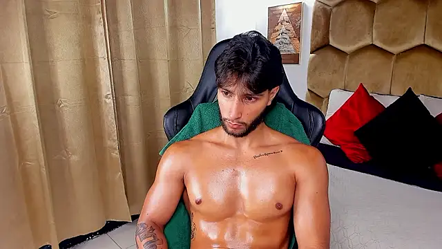 Emmet CollinsJS online show from March 2026 04:07:02 AM