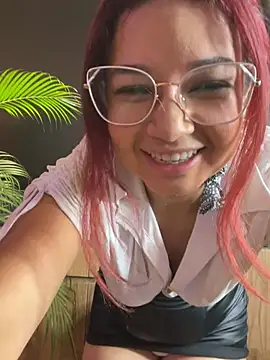 PaulaVegaa online show from June 2026 06:49:02 AM