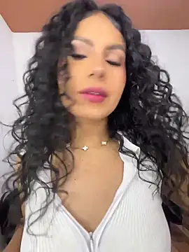 Snapshot of AmeliaAndersson chatting on May 2026 11:13:02 PM AmeliaAndersson online show from May 2026 11:13:02 PM