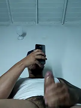 Snapshot of BadboyDirty1 chatting on May 2026 01:39:01 PM BadboyDirty1 online show from May 2026 01:39:01 PM