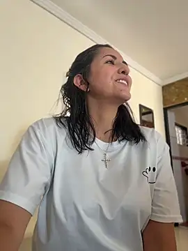 Snapshot of SamanthaWalker_ chatting on May 2026 02:13:01 PM SamanthaWalker online show from May 2026 02:13:01 PM