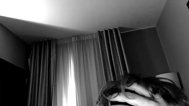 Girthystr8 online show from March 2026 11:42:01 PM