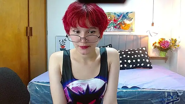 sirennmoonnn  online show from March 2026 07:20:02 PM