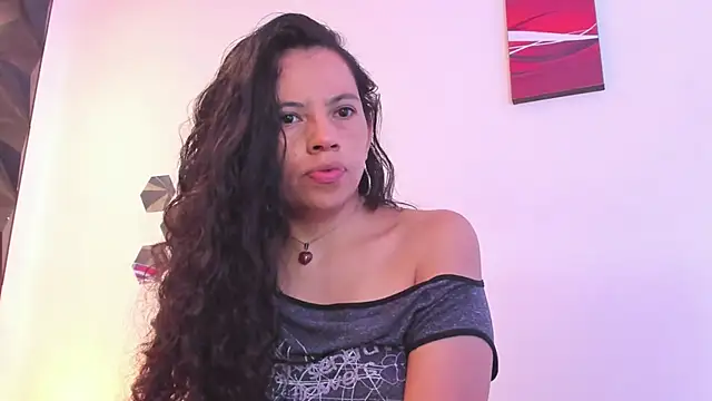 Katijis online show from April 2026 10:04:01 PM