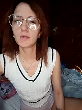 Snapshot of susanhottie1 chatting on May 2026 06:12:02 PM susanhottie1 online show from May 2026 06:12:02 PM