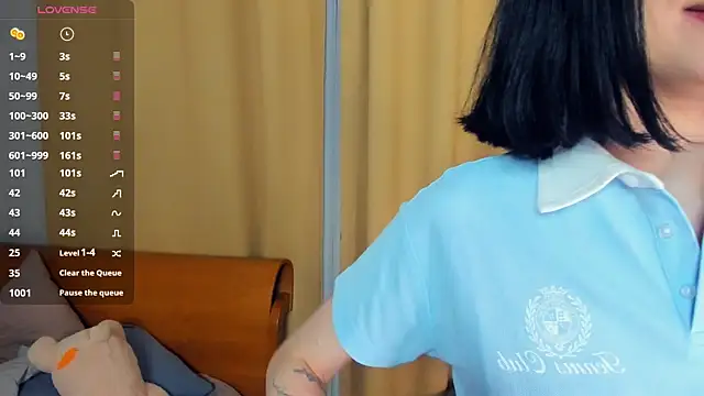 LynnCiprian online show from June 2026 08:25:02 PM