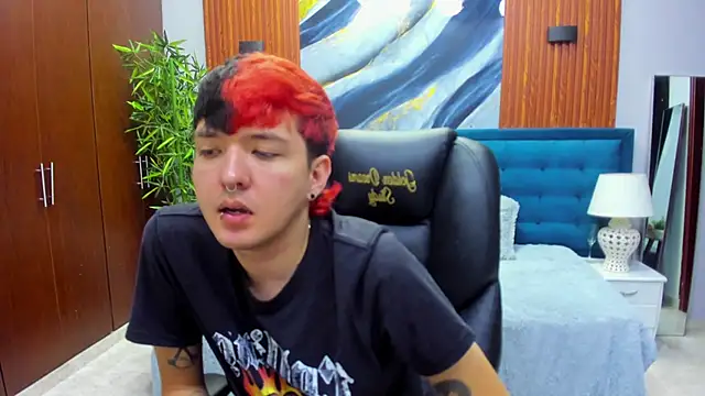 Santiago morgan online show from April 2026 10:58:02 PM