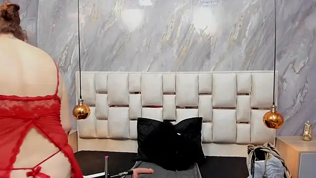 Milf Drip online show from June 2026 12:00:02 PM