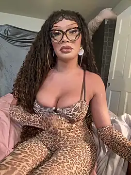 Riasvenenoo online show from April 2026 07:07:02 PM