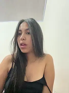 Dannittaa online show from April 2026 11:59:02 PM