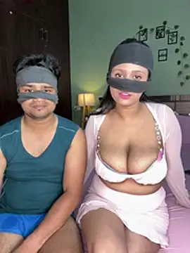 Snapshot of your_bhabhi_love chatting on July 2026 05:27:01 PM your bhabhi love online show from July 2026 05:27:01 PM