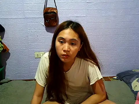 aina2003 online show from June 2026 04:37:02 AM