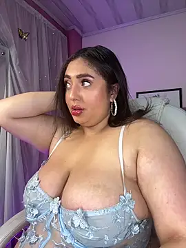 Selenee23 online show from May 2026 11:41:02 AM