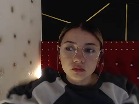 danielawidx online show from March 2026 12:17:02 AM