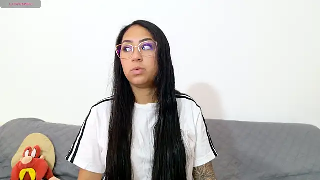 Snapshot of vanessaadol chatting on July 2026 09:14:01 AM vanessaadol online show from July 2026 09:14:01 AM
