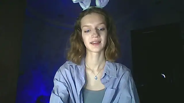 Chrissy Joyful online show from April 2026 05:05:01 AM