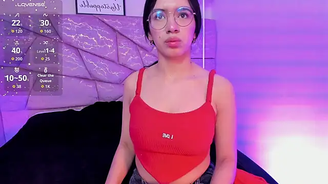 Snapshot of Amara_Velle chatting on June 2026 01:05:02 PM Amara Velle online show from June 2026 01:05:02 PM