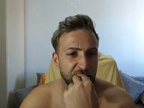 BlondEagleMuscle online show from July 2026 12:04:02 PM