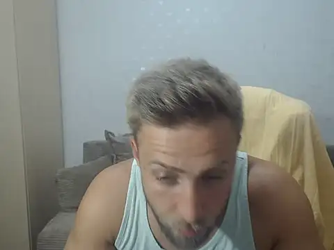 BlondEagleMuscle online show from August 2026 07:24:02 PM
