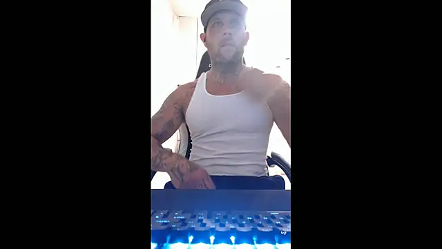 SecretsNextDoor online show from April 2026 09:40:02 AM