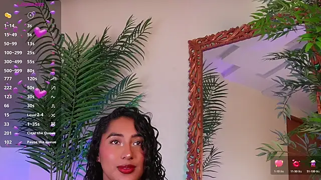 SoyJuliana 19 online show from May 2026 12:35:01 PM