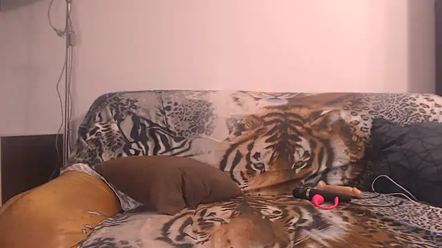 Snapshot of Abby_Lust chatting on October 2025 04:41:01 PM Abby Lust online show from October 2025 04:41:01 PM