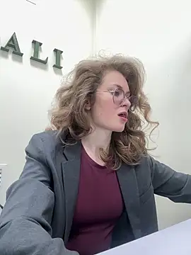 Hii Adel online show from March 2026 08:09:02 AM