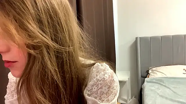 Kissme Kira online show from April 2026 09:19:02 AM