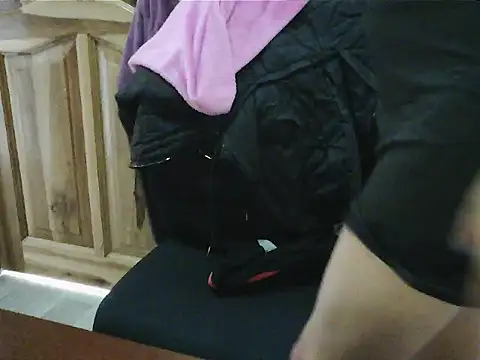 Erin oficial online show from April 2026 02:39:01 PM