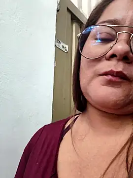 Snapshot of Lia_taylor22 chatting on April 2026 06:20:01 PM Lia taylor22 online show from April 2026 06:20:01 PM
