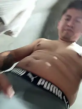 GoldenM95 online show from April 2026 05:43:01 AM