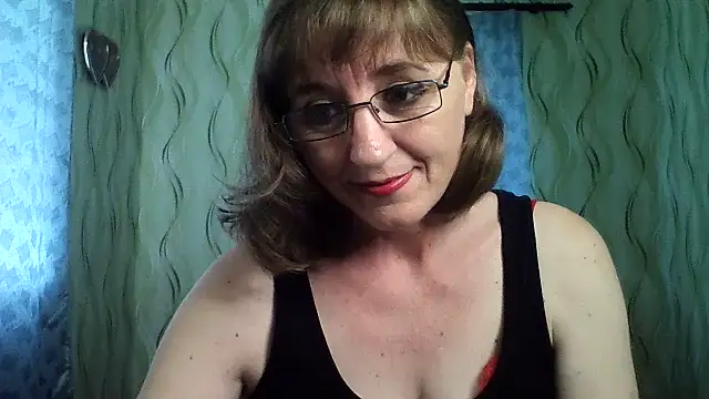 Snapshot of Alisaprice077 chatting on June 2026 09:52:01 AM Alisaprice077 online show from June 2026 09:52:01 AM
