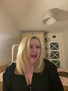 JanieLight53 online show from June 2026 09:06:02 PM