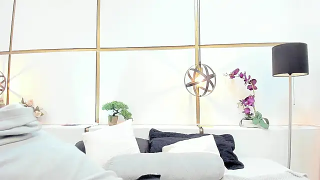 BrendaCantorel online show from April 2026 11:59:02 AM